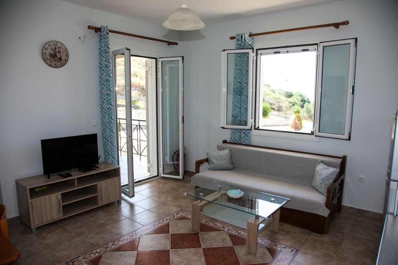 Maspali Apartments Lixouri Exterior photo